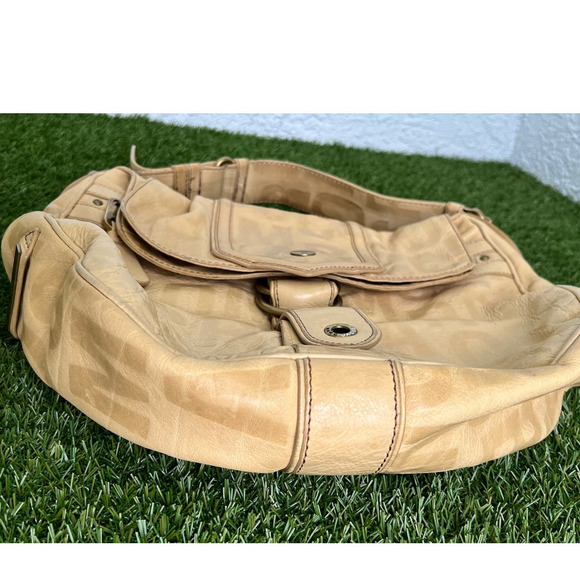 Marc Jacobs Pattern Logo Calf Genuine Leather Tan Large Tote Shoulder Bag - Picture 17 of 17